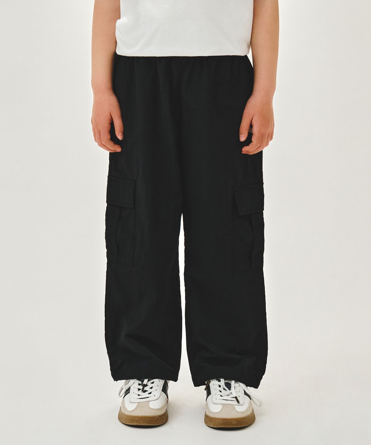 마리떼 키즈(MARITHÉ KIDS) KIDS LETTERING LOGO CARGO PANTS black