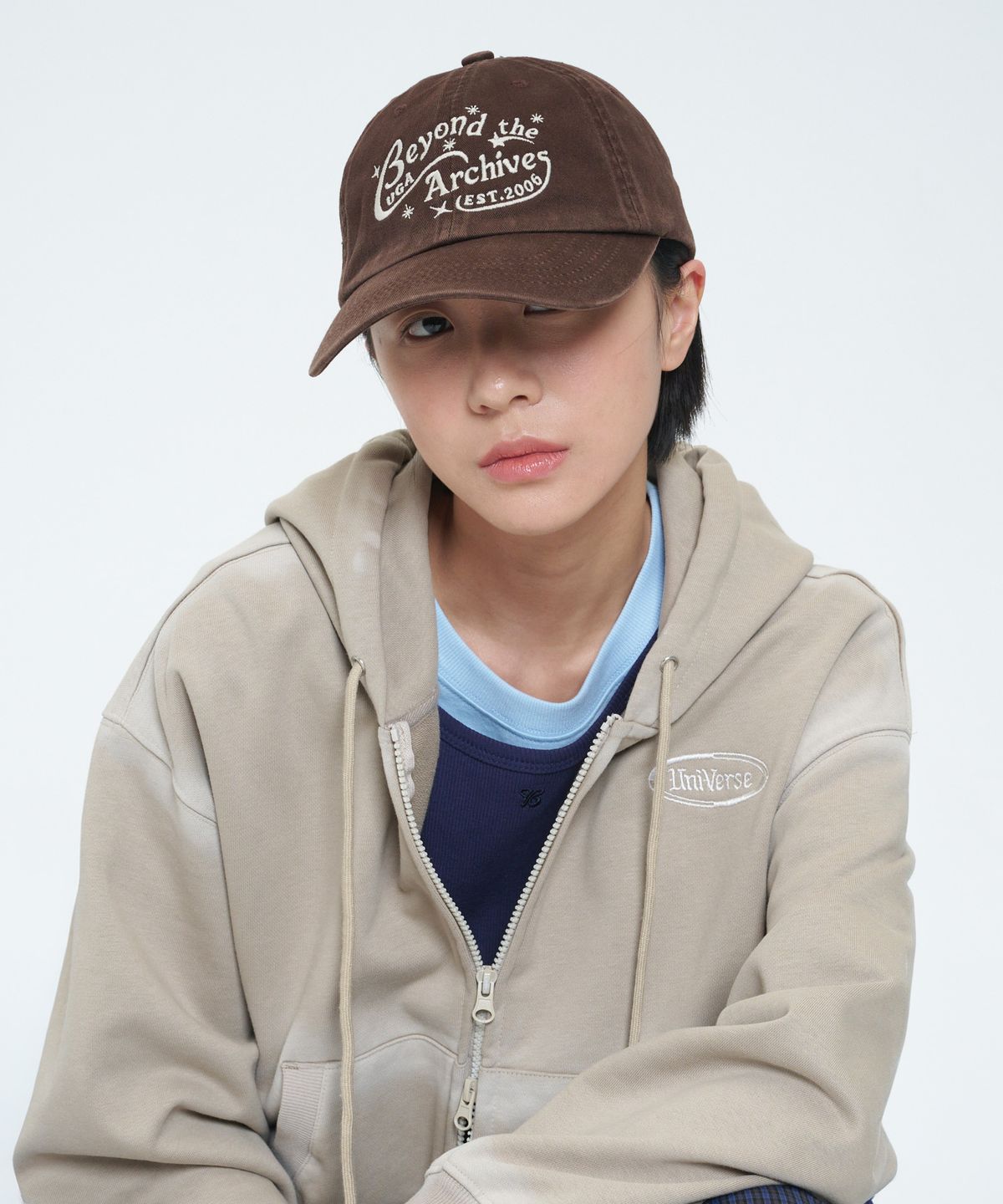 유니버스 가먼트(UNIVERSE GARMENT) 유니버스 레터링 워싱 볼캡_BROWN