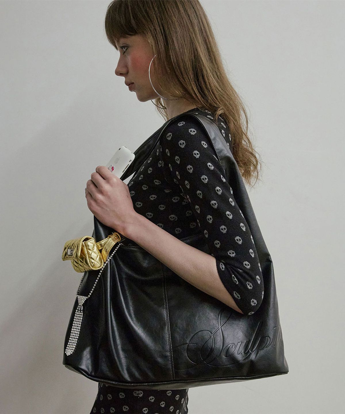 스컬프터(SCULPTOR) Everyday Hobo Bag Black