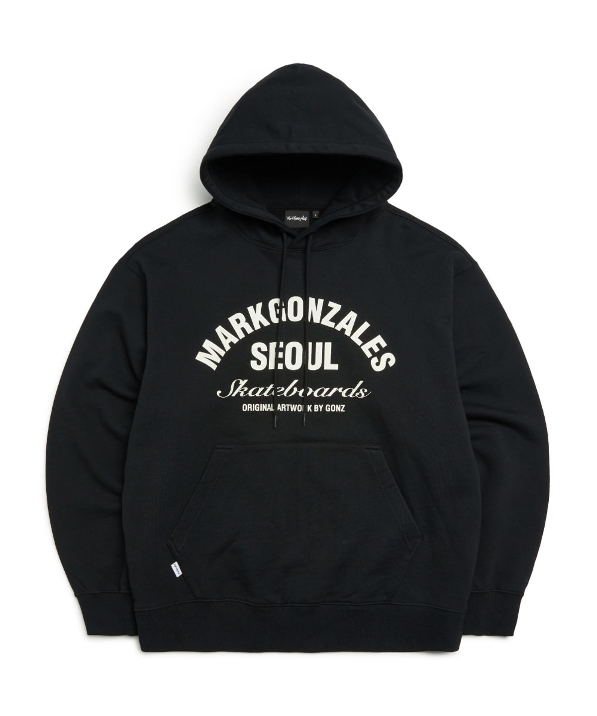 마크곤잘레스(MARK GONZALES) 서울 어드레스 레터링 스웨트 후디 - BLACK