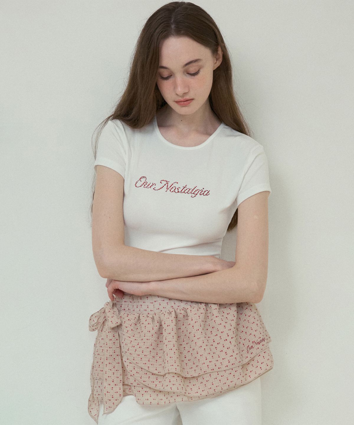 아우어노스텔지아(OURNOSTALGIA) Embo dot shirring skirt_Beige(O25-SK08)