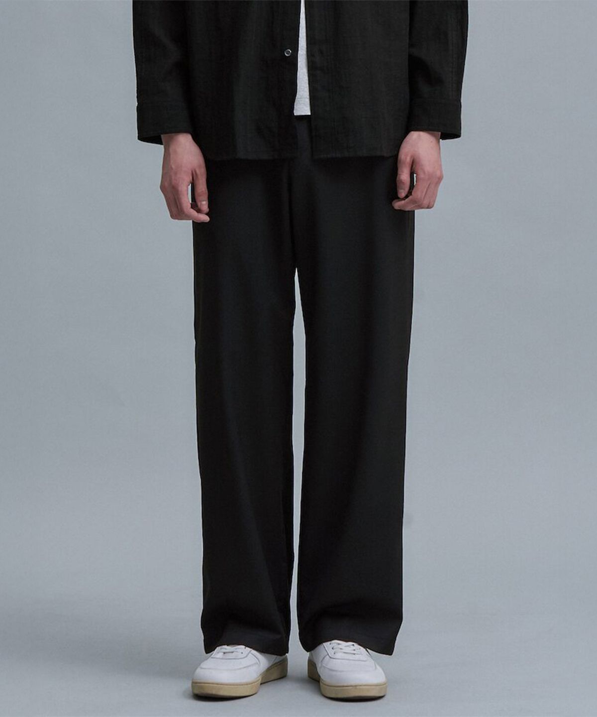시프트지(SHIFT.G) Wool Blended Semi Wide Slacks  Black