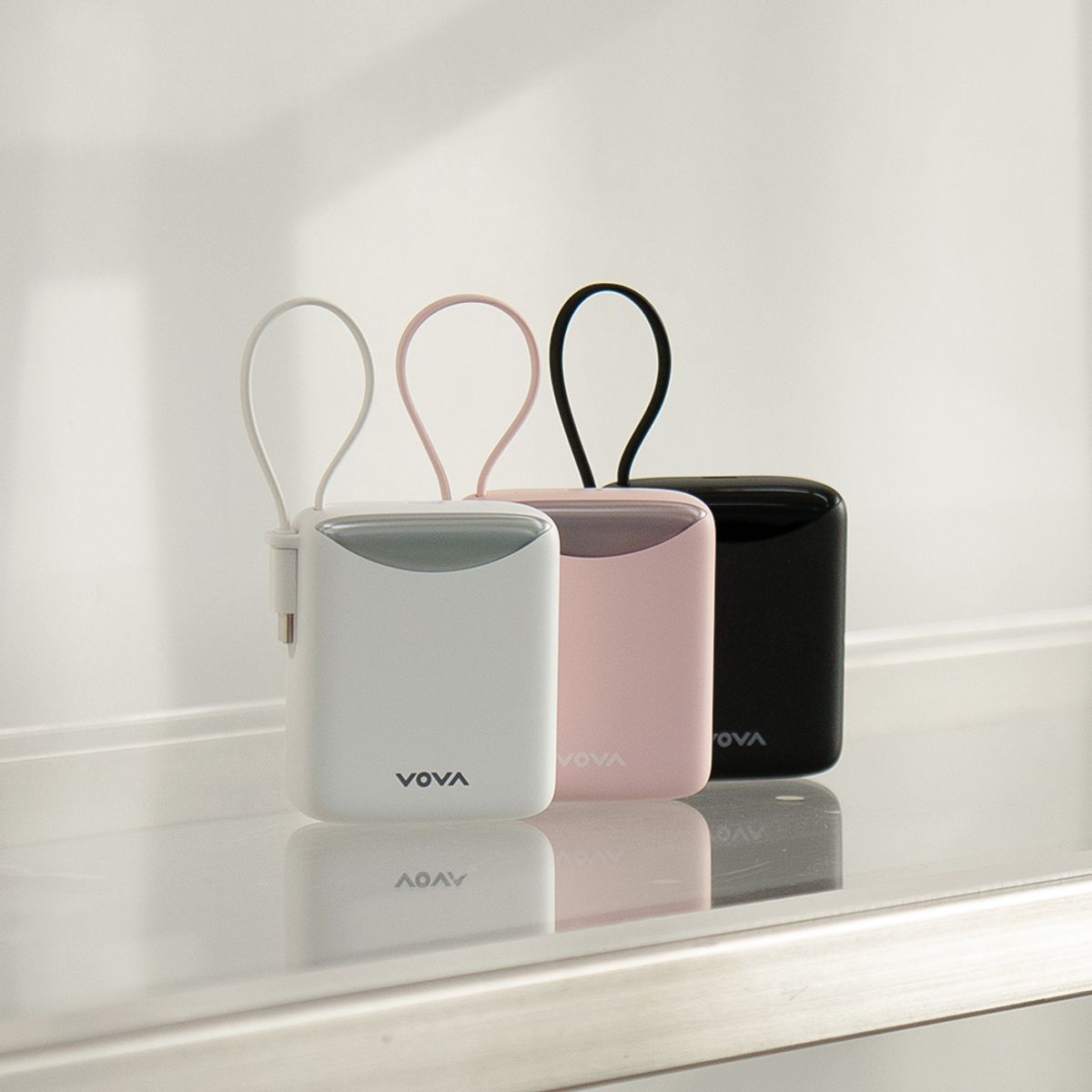 보바(VOVA) 고속충전 일체형 미니 보조배터리 10000mAh 22.5W VA-114