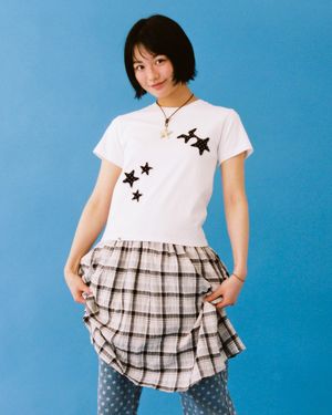 COZY STAR APPLIQUE SS TEE WHITE(CV2GMFT515A)