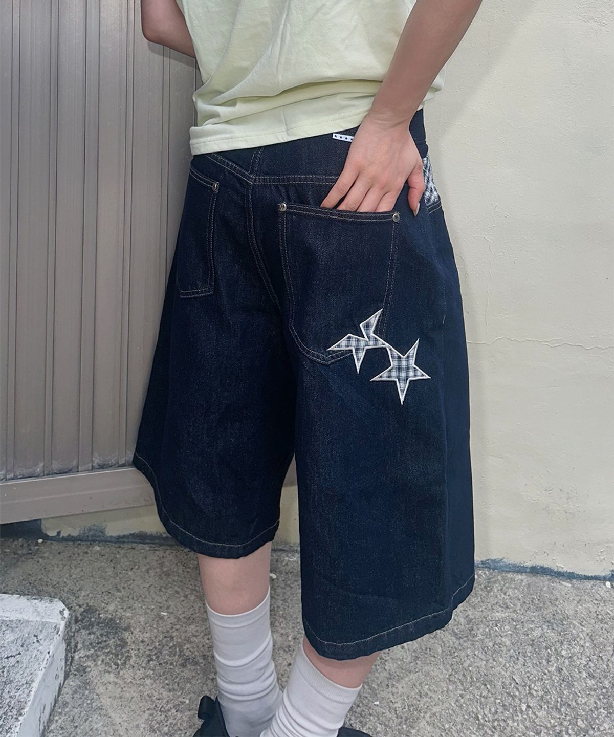 카비시(CAVISH) CHECK APPLIQUE DENIM SHORTS BLUE(CV2GMFD160A)
