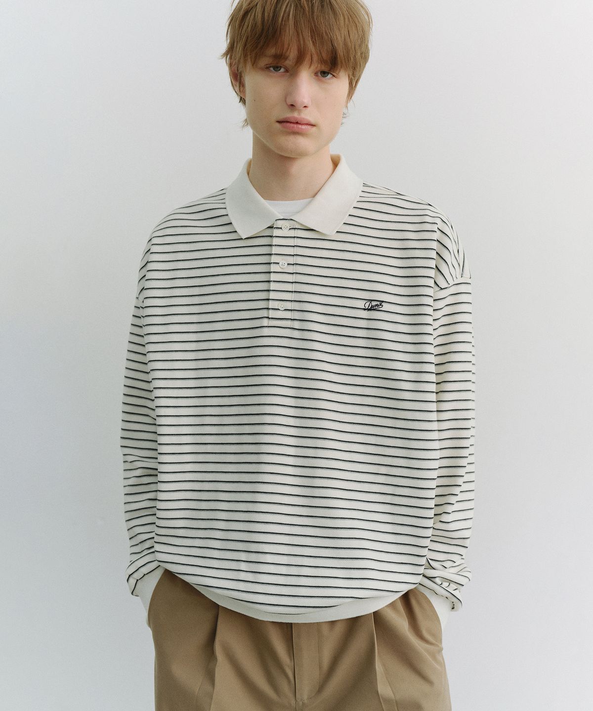 던스트 포 맨(DUNST FOR MEN) STRIPED LOGO COLLARED T-SHIRT_UNISEX_UDTS6A120_IVORY STRIPE