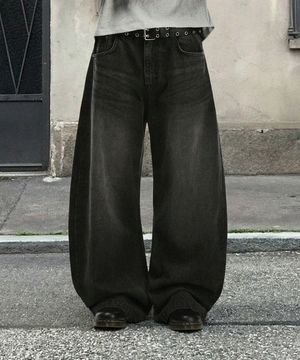 커브드 워시드 데님 팬츠[블랙]