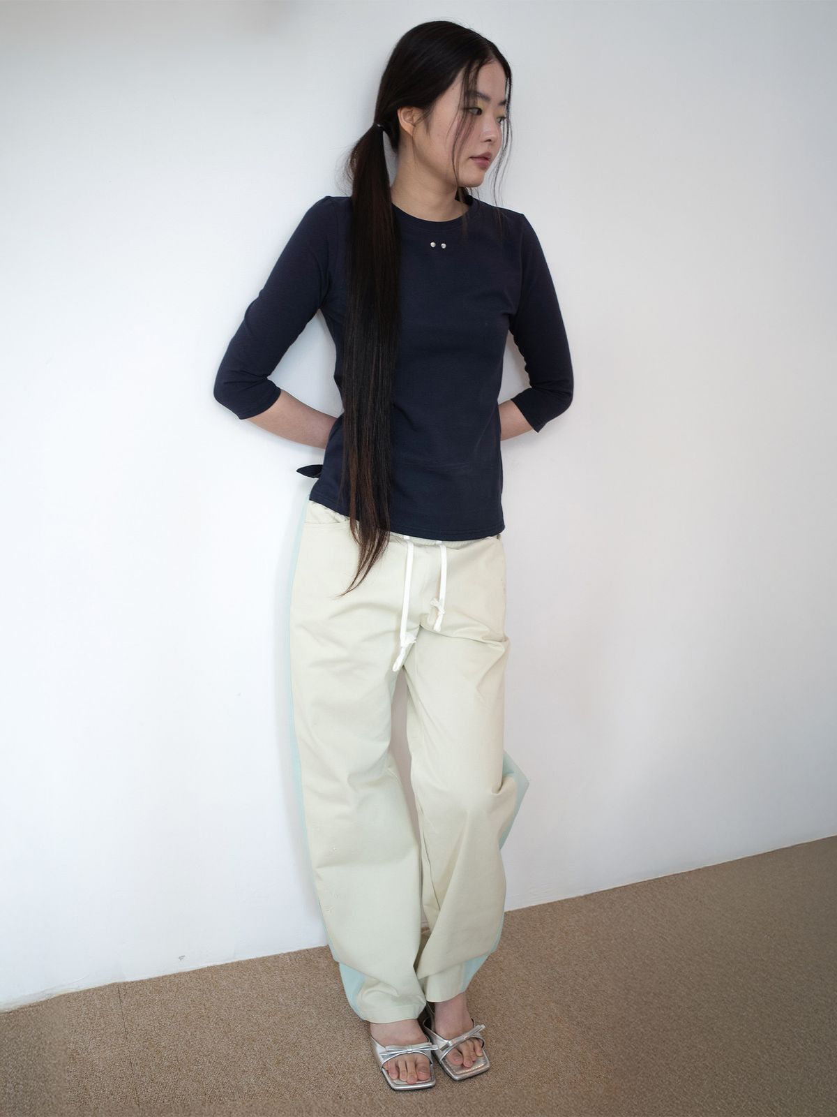 온스카(ONSKA) DOODLE CURVED PANTS (LIGHT YELLOW)