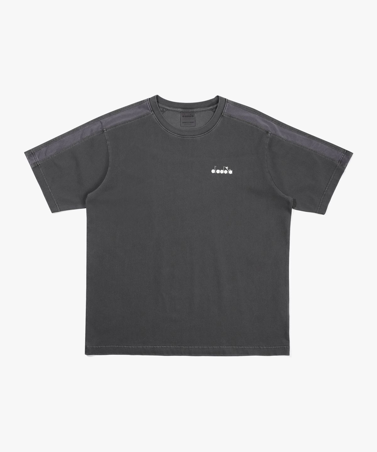 디아도라(diadora) 이큅 워싱 반팔 티셔츠 BLACK