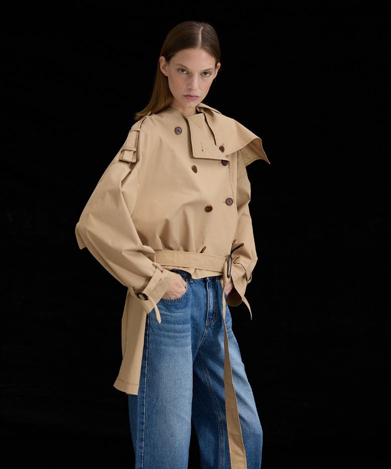 Half trench coat