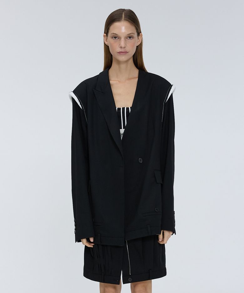 Signature back detail tuck jacket
