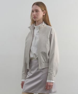 COTTON PLEATS BOMBER JACKET_SOFT GREIGE