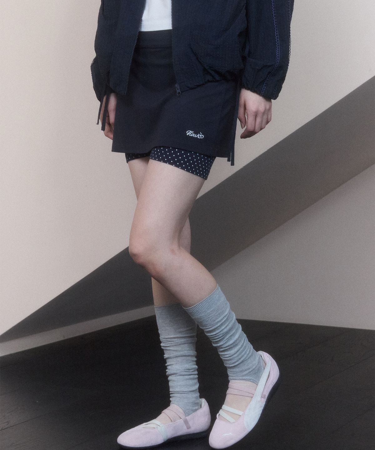키르시(KIRSH) 도트 이너 팬츠 레이어드 스커트 [다크 네이비]