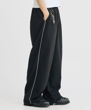 라인 D링 스웻팬츠 (블랙)