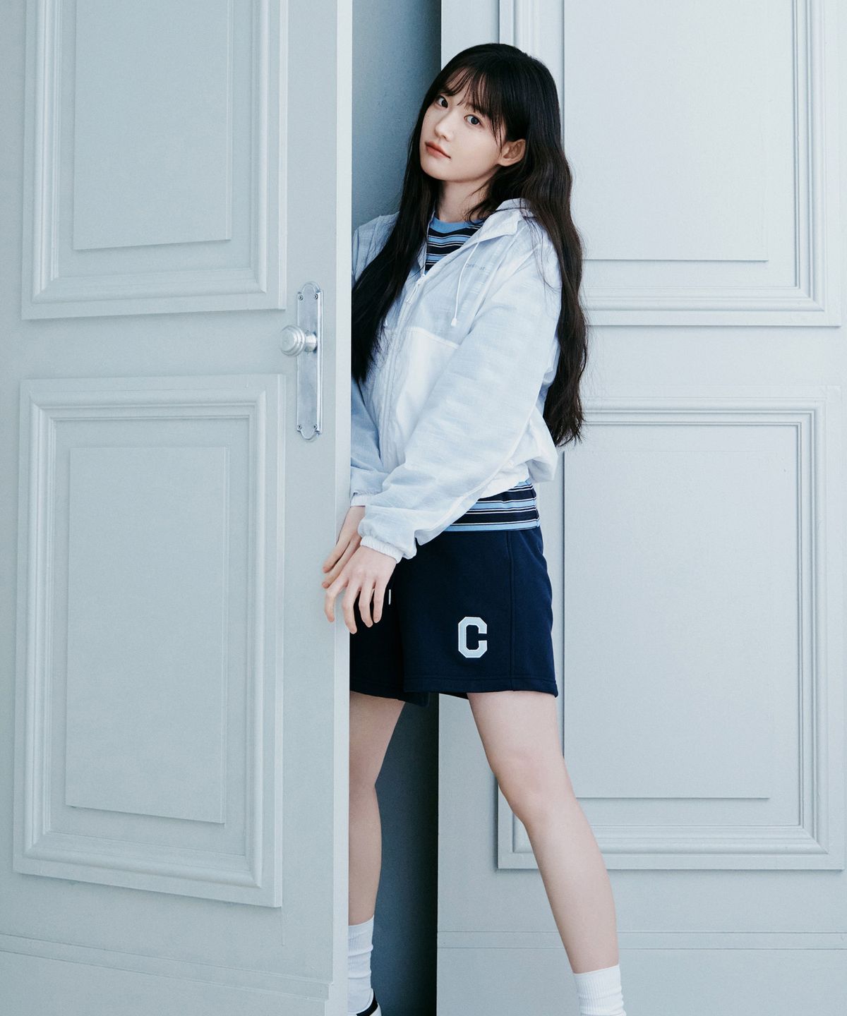 커버낫(COVERNAT) C 로고 레귤러 스웻 쇼츠 네이비