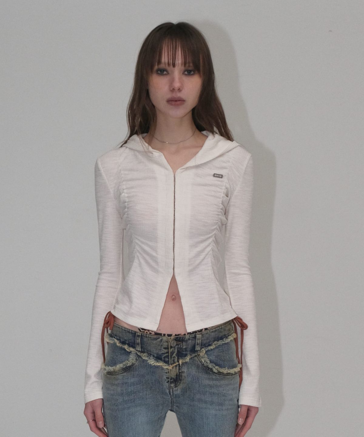 오디너리 홀리데이(ORDINARY HOLIDAY) SHIRRING HOOD CARDIGAN [IVORY]