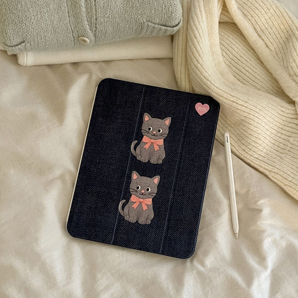 메이드모먼(MADEMOMENT) denim cat 디자인 [아이패드 케이스]