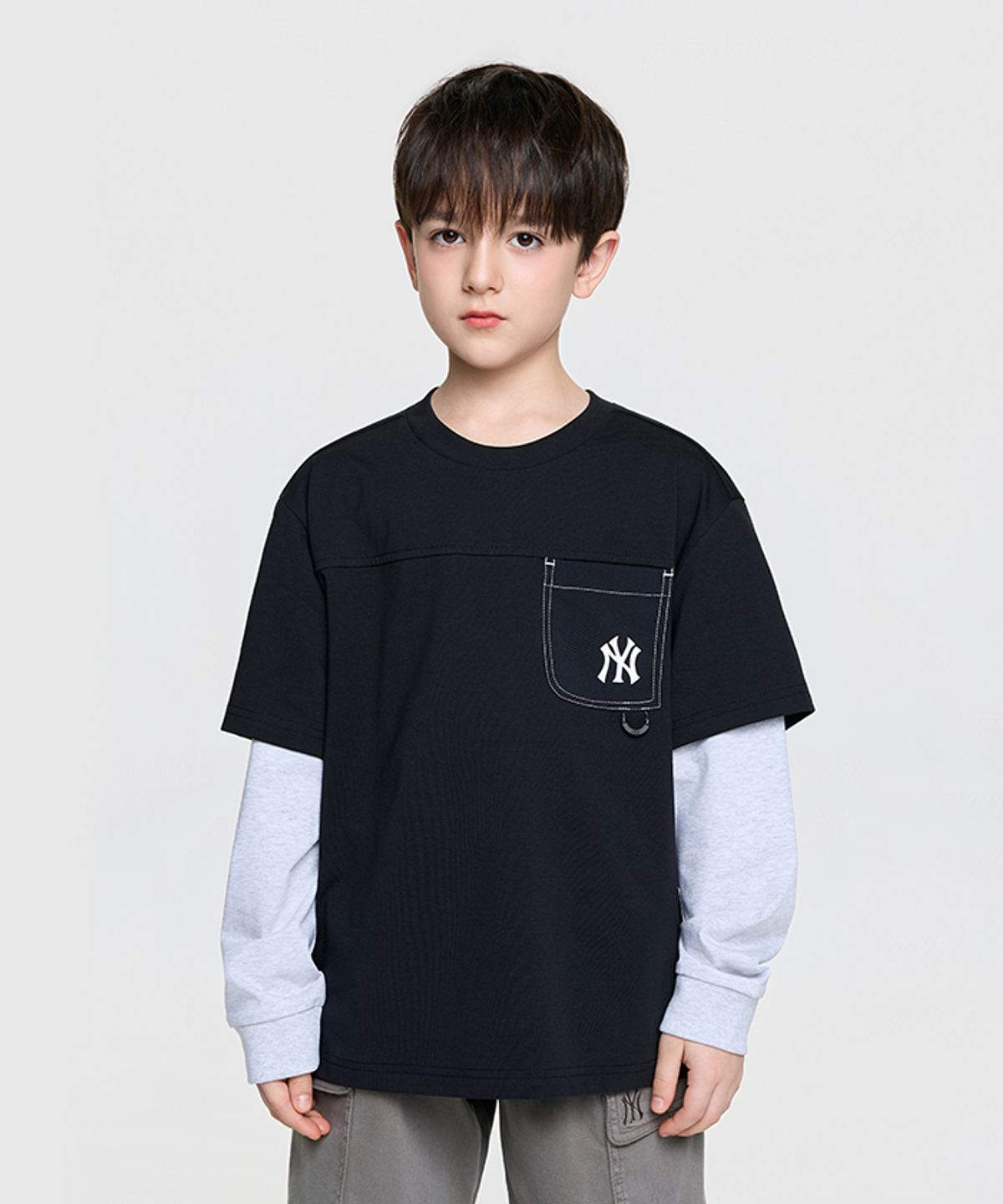 엠엘비 키즈(MLB KIDS) 아웃도어 베이직 포켓 긴팔 티셔츠 NY (Black)