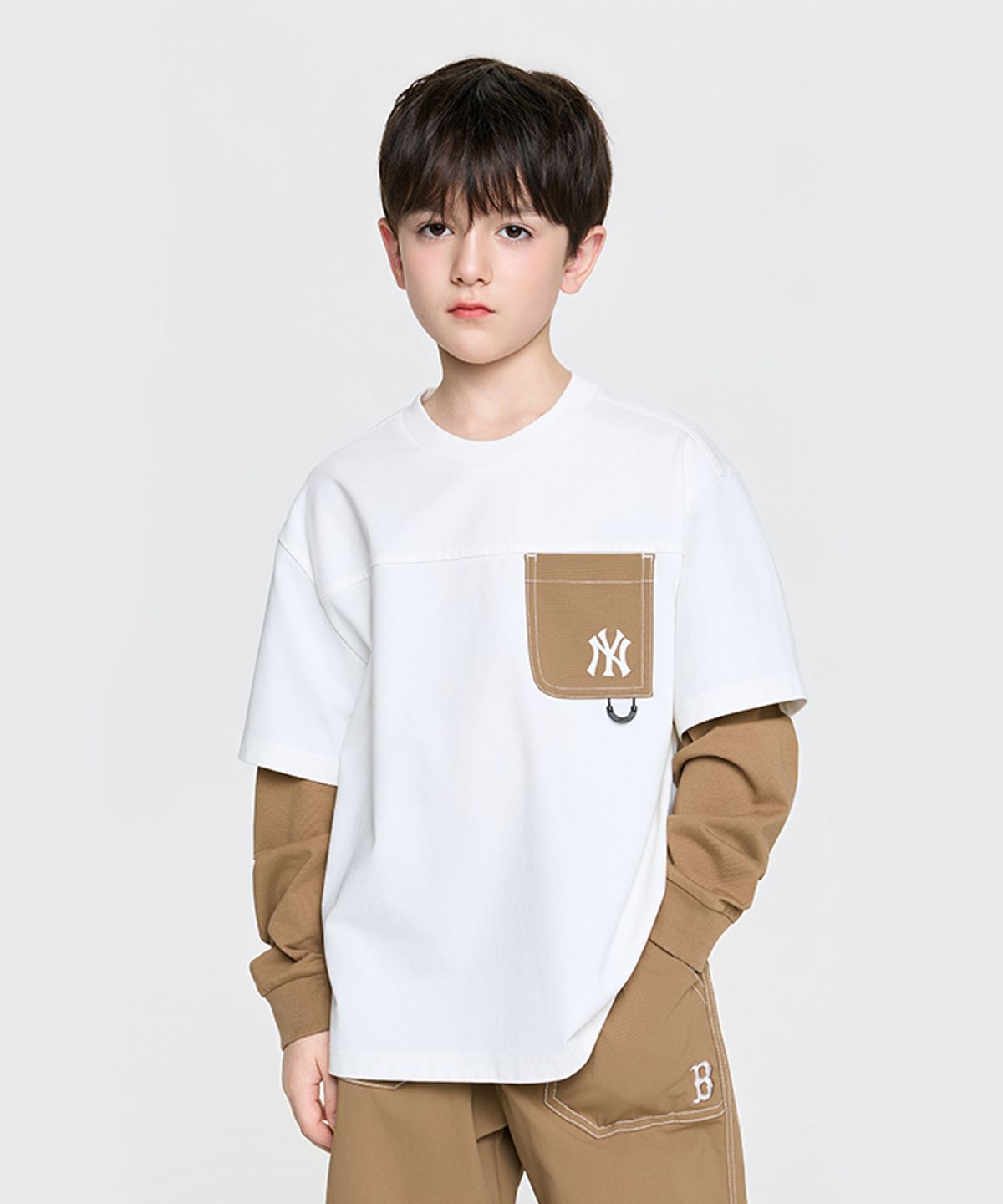 엠엘비 키즈(MLB KIDS) 아웃도어 베이직 포켓 긴팔 티셔츠 NY (Ivory)