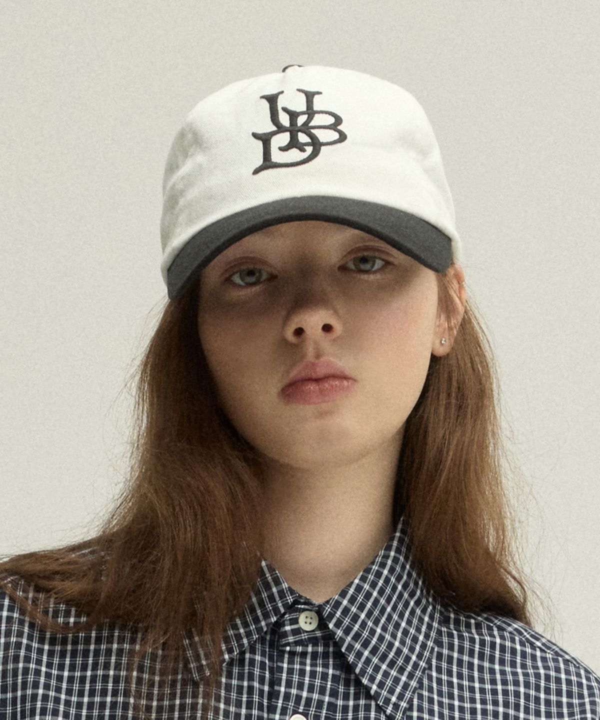 어반디타입(URBANDTYPE) 빈티지 워시드 UBD 볼캡_아이보리