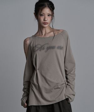 컷아웃 피어싱 롱슬리브 베이지