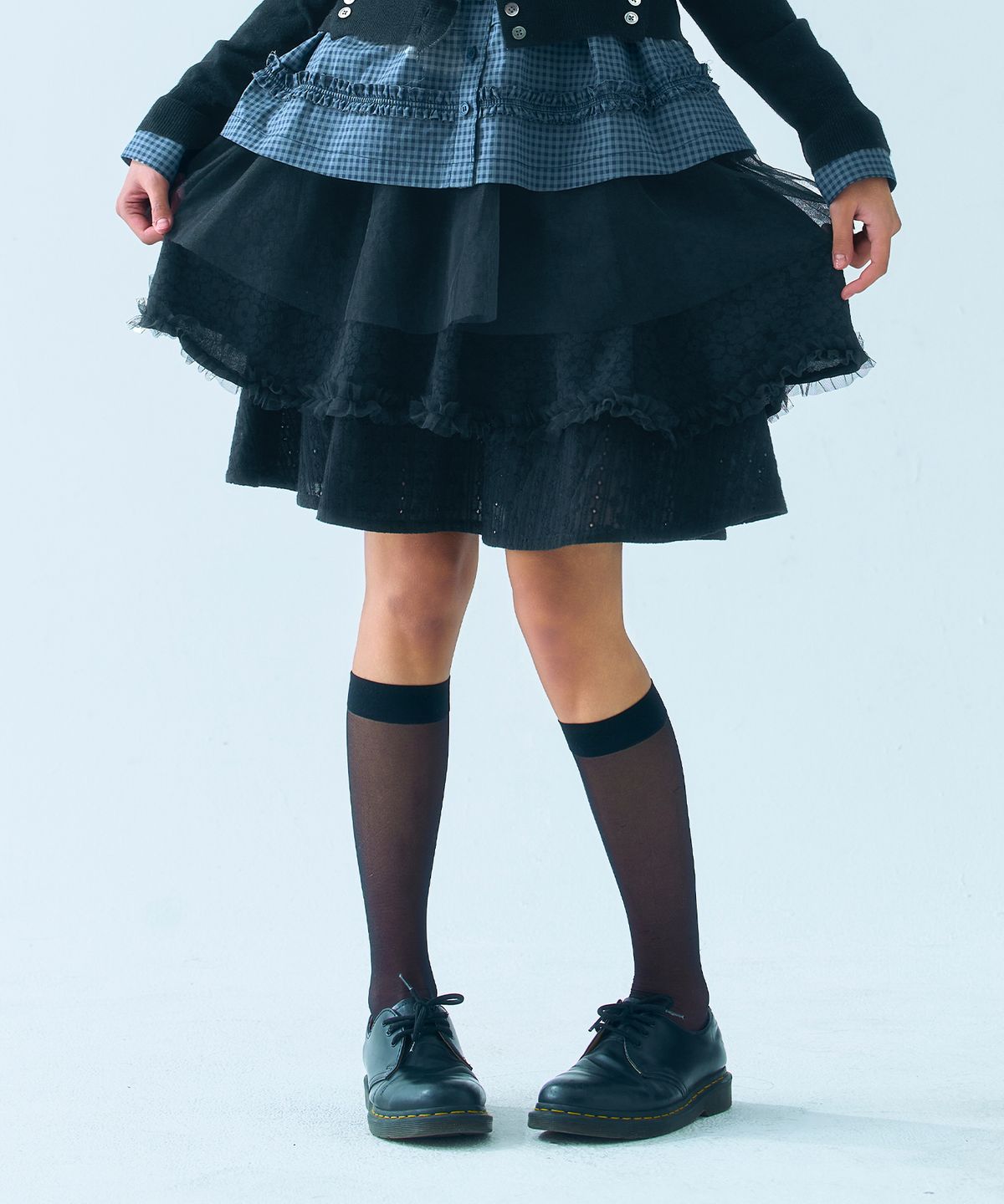 뚜오미오(TUOMIO) EYELET TUTU SKIRT [BLACK]