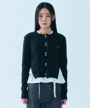 SIDE BUTTON RUFFLE CARDIGAN [BLACK]
