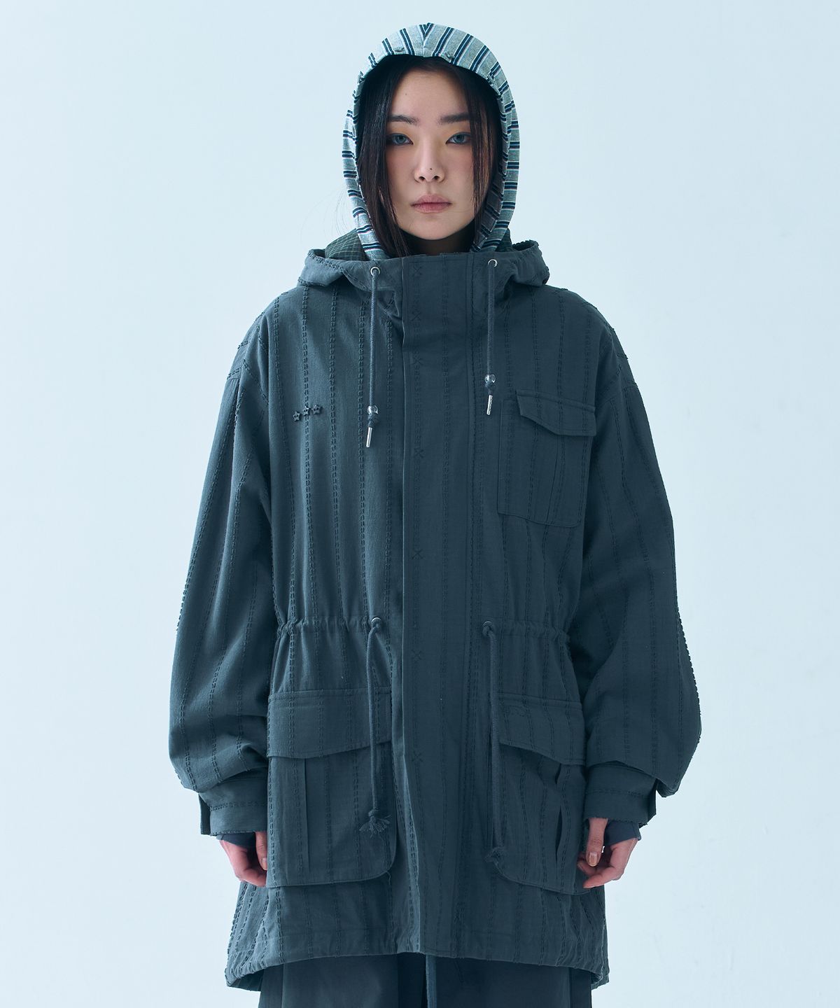 뚜오미오(TUOMIO) STAR BUTTON FIELD JACKET [CHARCOAL]