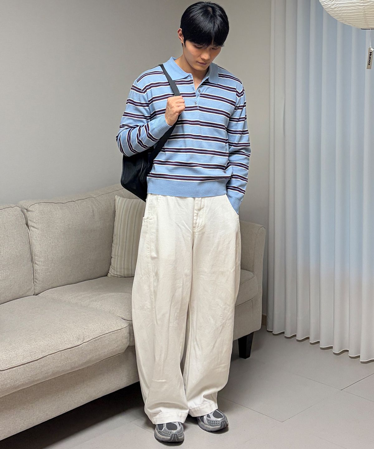 어썸스튜디오(AWESOME STUDIO) 멀티 스트라이프 카라 니트 스카이블루