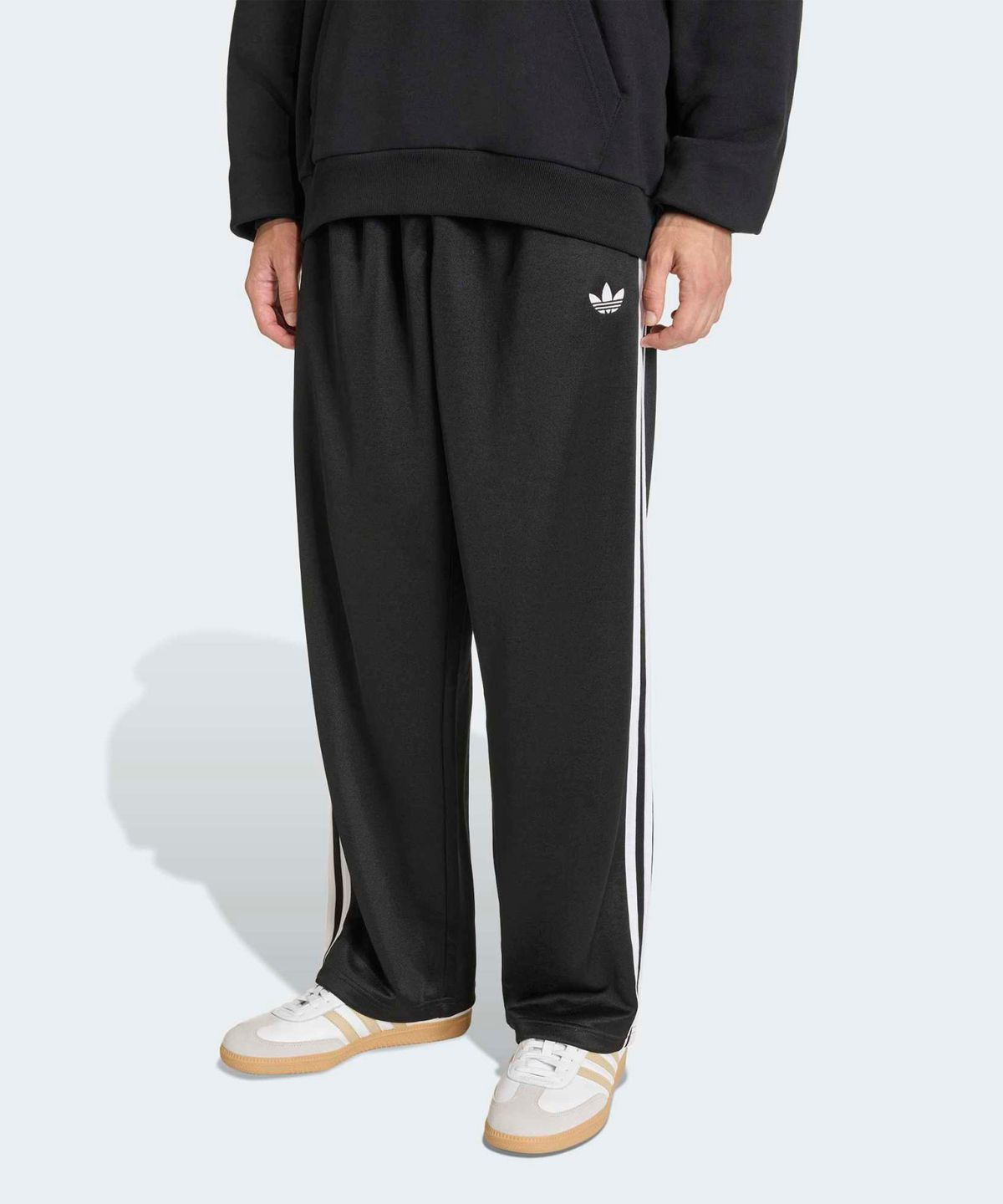 아디다스(ADIDAS) 루스 트랙 팬츠 - 블랙:화이트 / KC8534