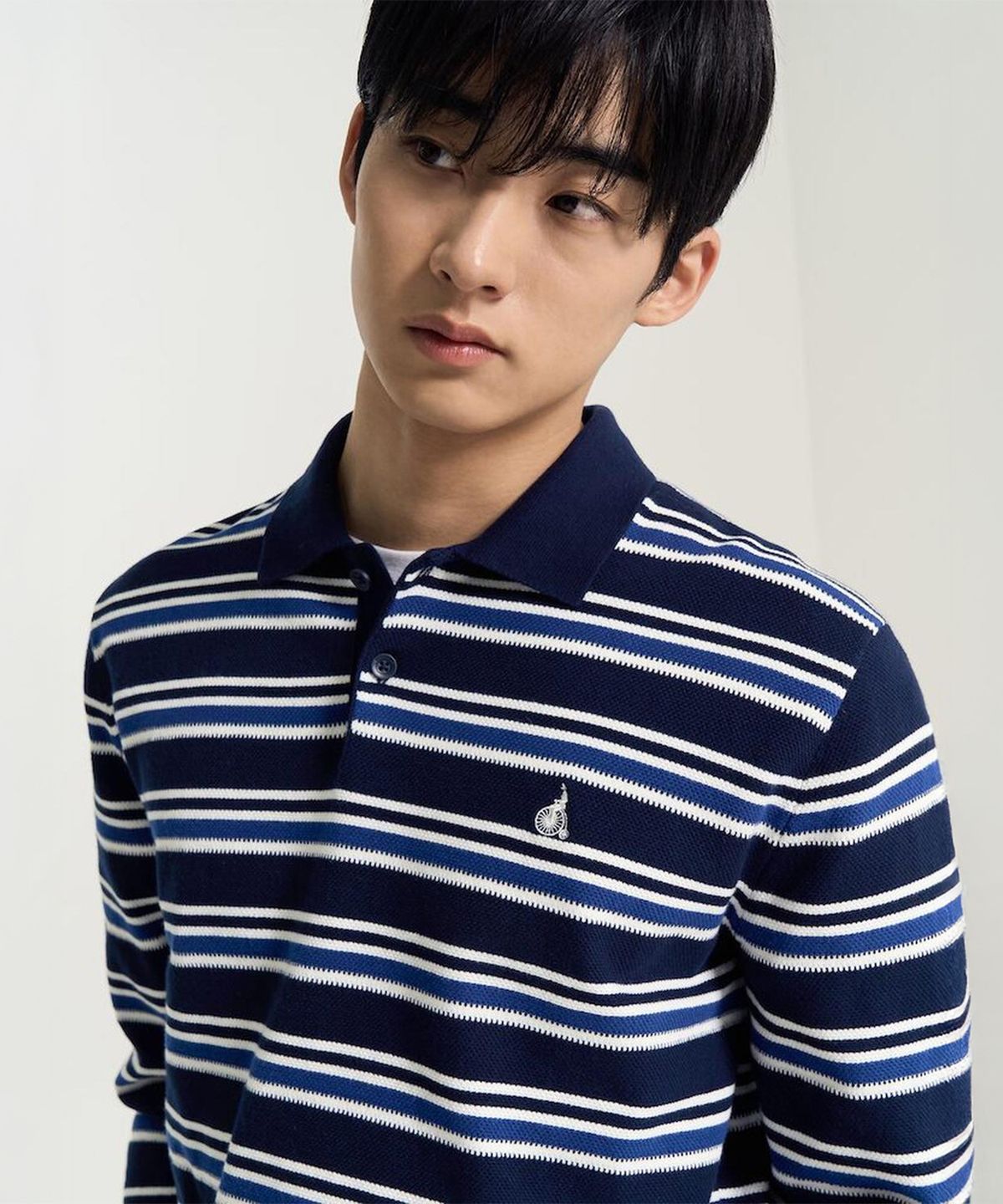 빈폴 멘(BEANPOLE MEN) 멀티 스트라이프 칼라넥 니트  네이비