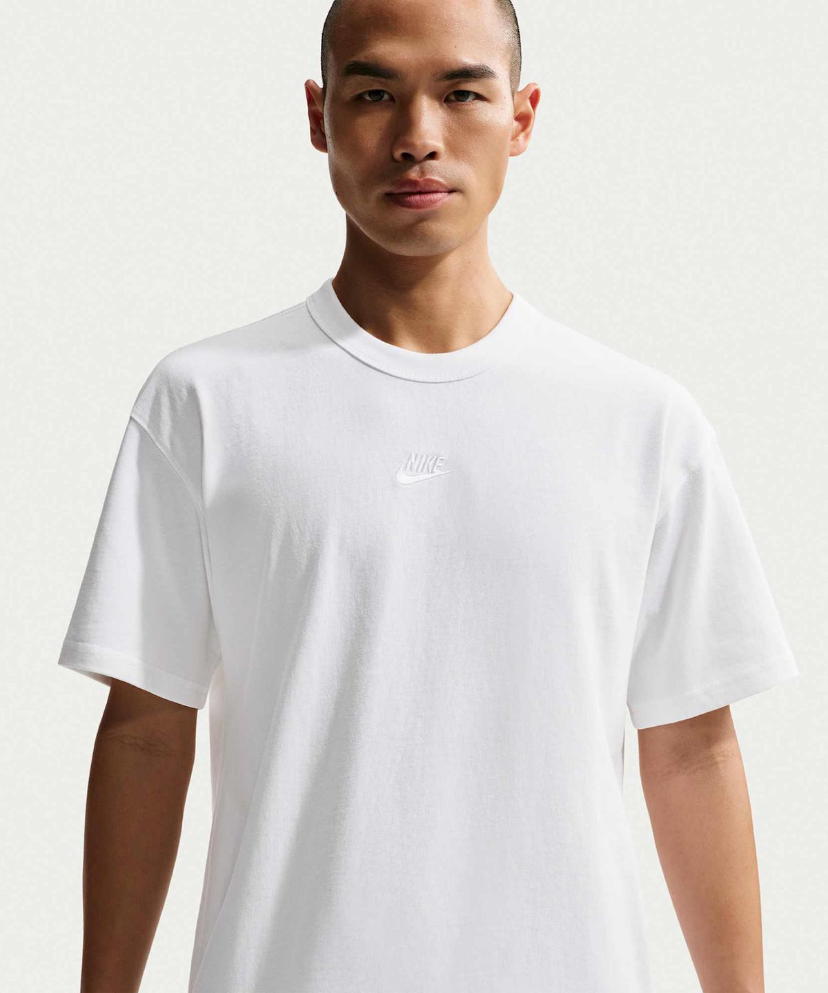 나이키(NIKE) 스포츠웨어 프리미엄 에센셜 티셔츠 M - 화이트 / IH1122-100