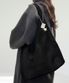 남녀공용 멜로우 스웨이드 호보 빅 숄더백 블랙
