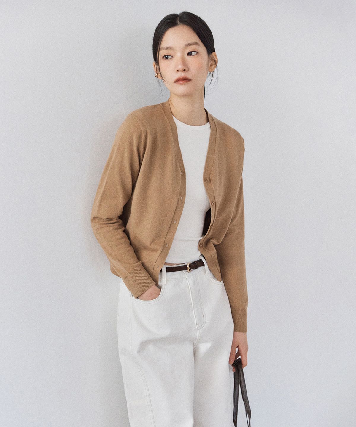 미쏘(MIXXO) [에센셜] V넥 가디건_MIWCKG320T