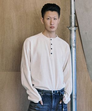 빈티지 와플 헨리넥 롱 슬리브 - 크림