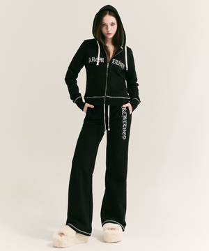 아크메서드 애프터 클래스 로고 부츠컷 팬츠 [블랙]