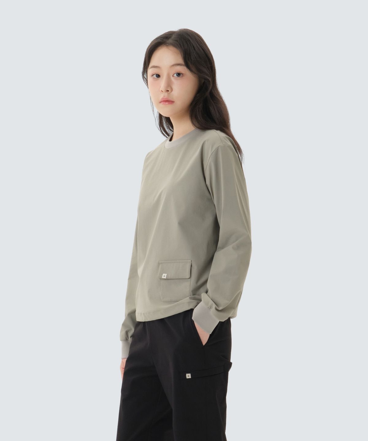스노우피크 어패럴(SNOWPEAK APPAREL) 라고 여성 맨투맨 (S26SWTHT27) Khaki Gray