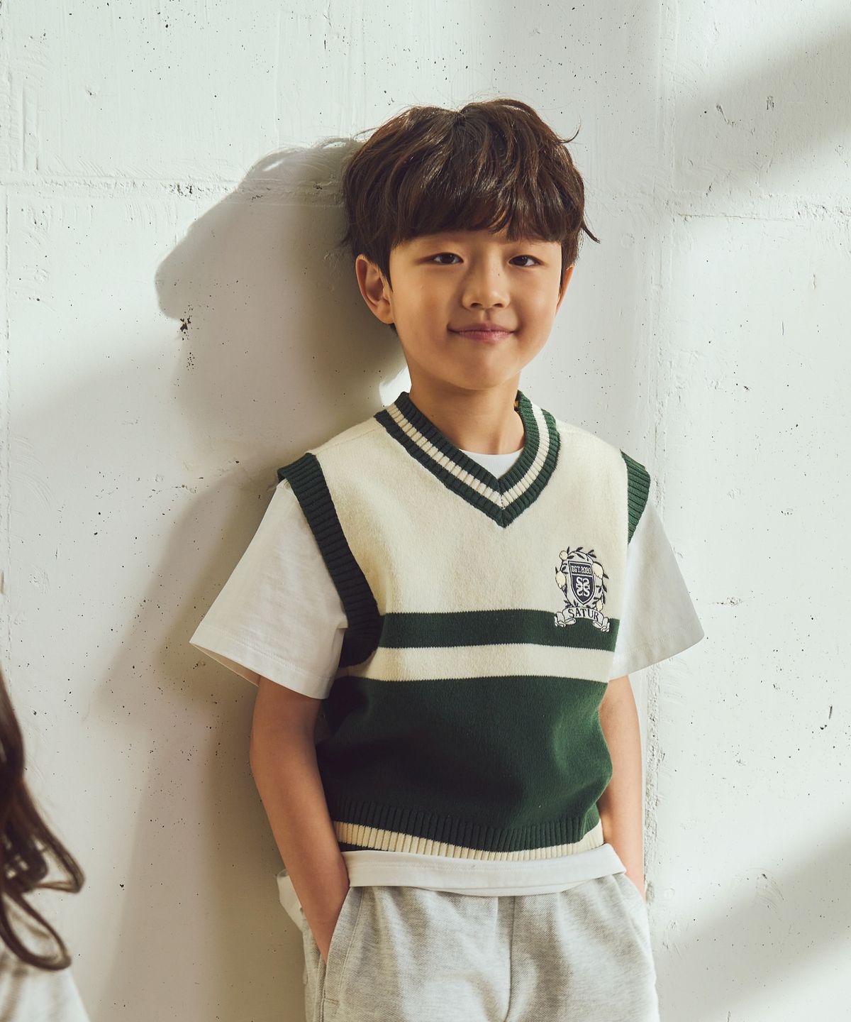 세터 키즈(SATUR KIDS) (K) 컬러 블록 브이넥 베스트 딥 그린