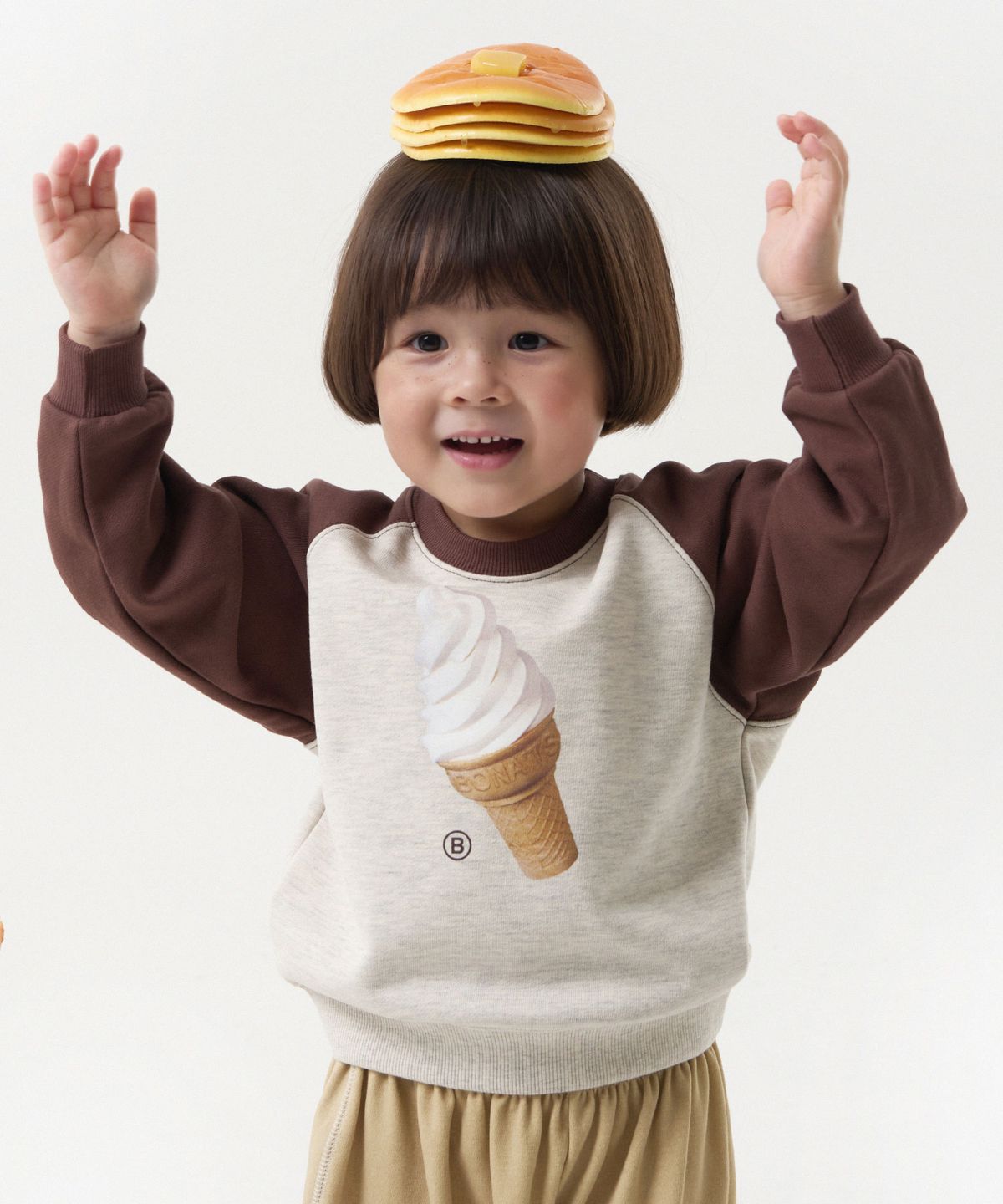 보나츠(BONATS) 야미야미 래글런 스웻셔츠_ICE CREAM