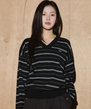 울 블렌드 캐롤 스트라이프 브이넥 니트 [블랙-블루]