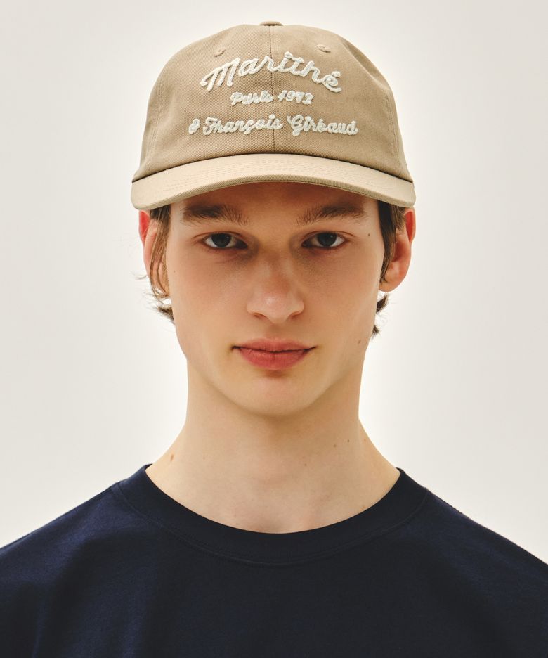 CHAIN EMBROIDERY FLAT BRIM CAP beige