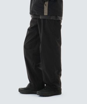 경량 타슬란 컬러블럭 팬츠 (S26SULPT56) Dark Charcoal