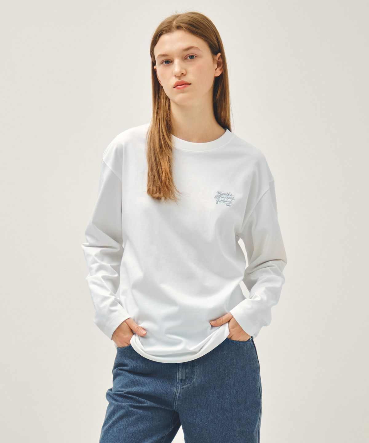 마리떼 프랑소와 저버(MARITHÉ + FRANҪOIS GIRBAUD) [REGEN] BACK DRAWING LOGO LONG SLEEVE TEE white