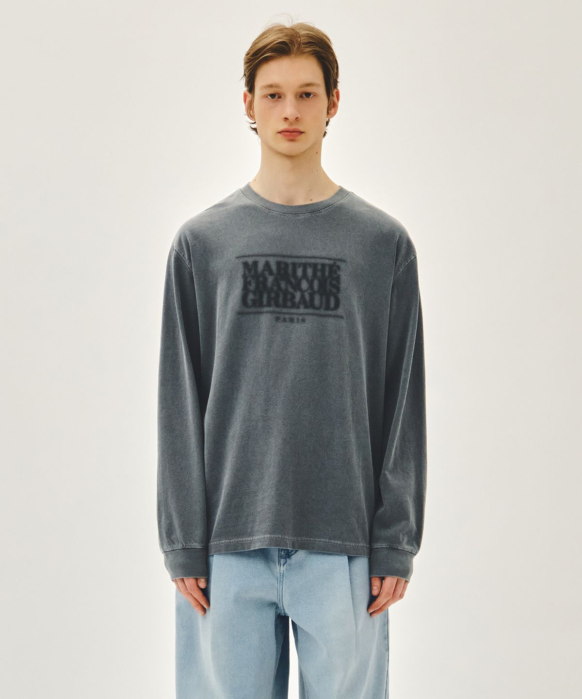 마리떼 프랑소와 저버(MARITHÉ + FRANҪOIS GIRBAUD) SHADOW CLASSIC LOGO DYEING LONG SLEEVE TEE charcoal
