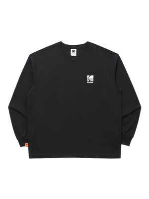 에센셜 빅로고 긴팔티셔츠 BLACK