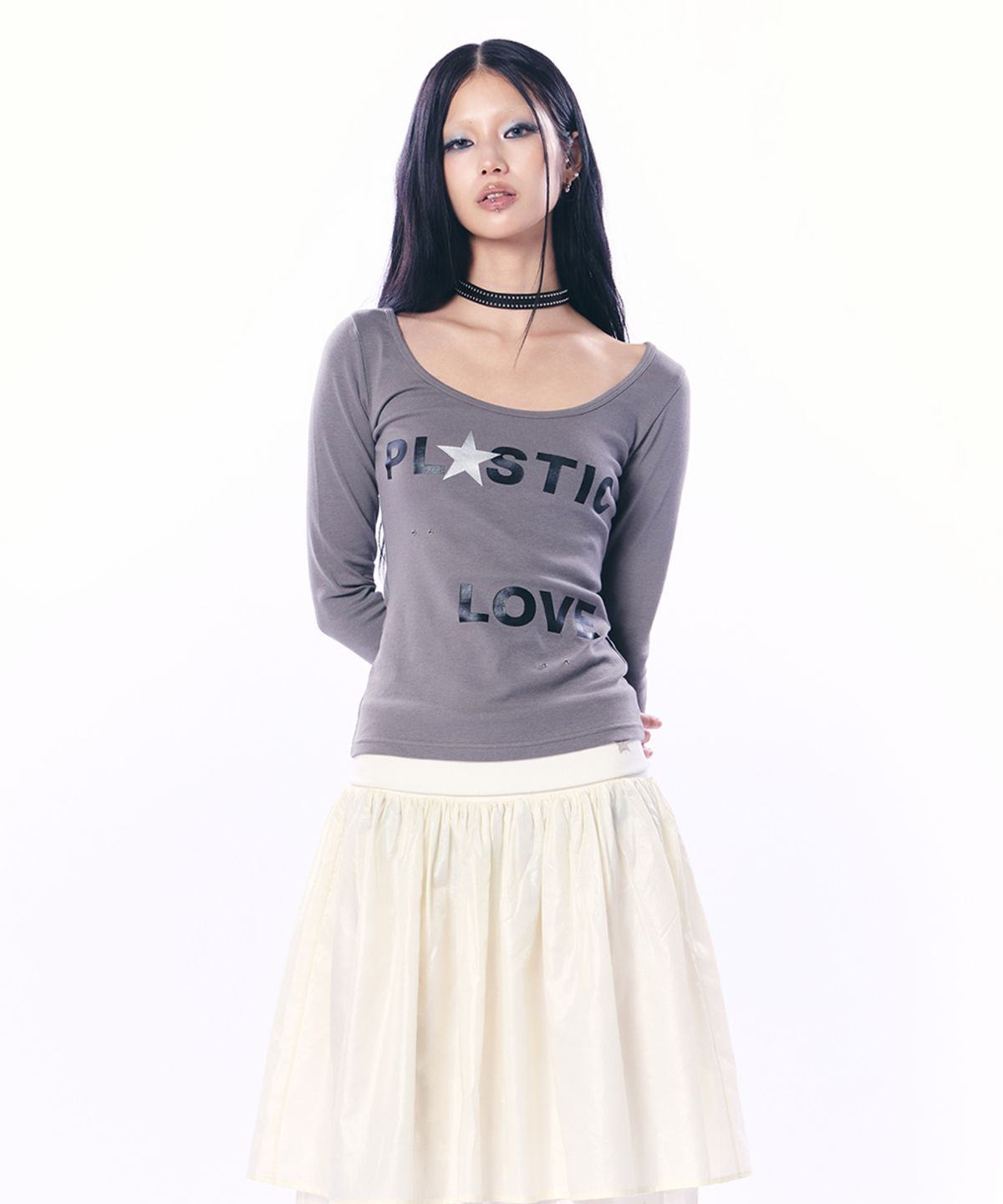 셋업이엑스이(SETUP-EXE) LOVE U-NECK TOP / MOCHA