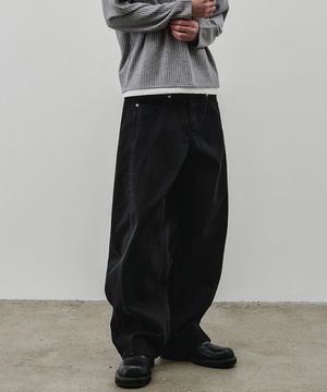 로어드 웨이스트 커브드 코튼 팬츠 [빈티지블랙]