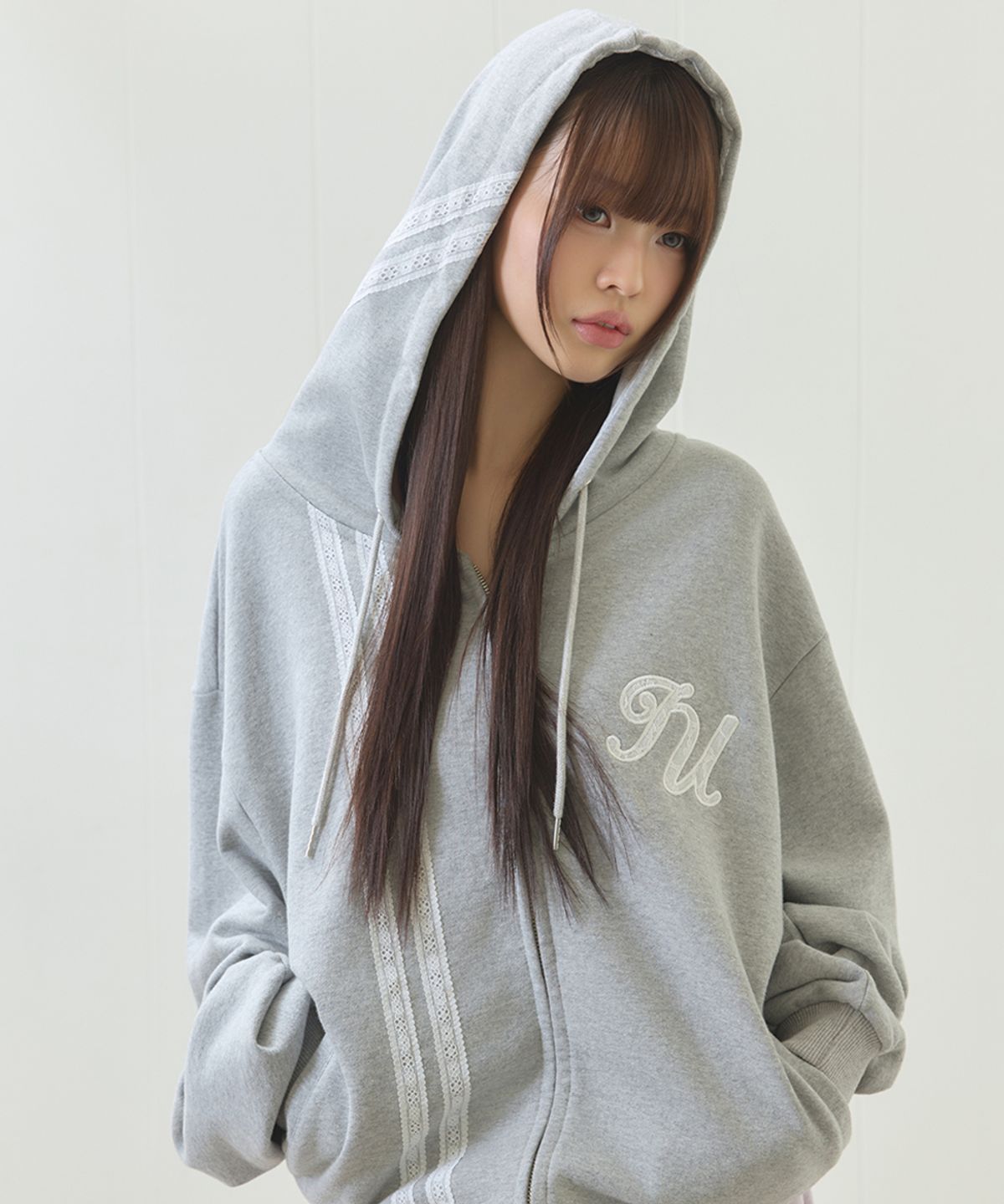 러브이즈트루(LUVISTRUE) EL LACE HOOD ZIP UP(GRAY) - 사이즈 & 후기 