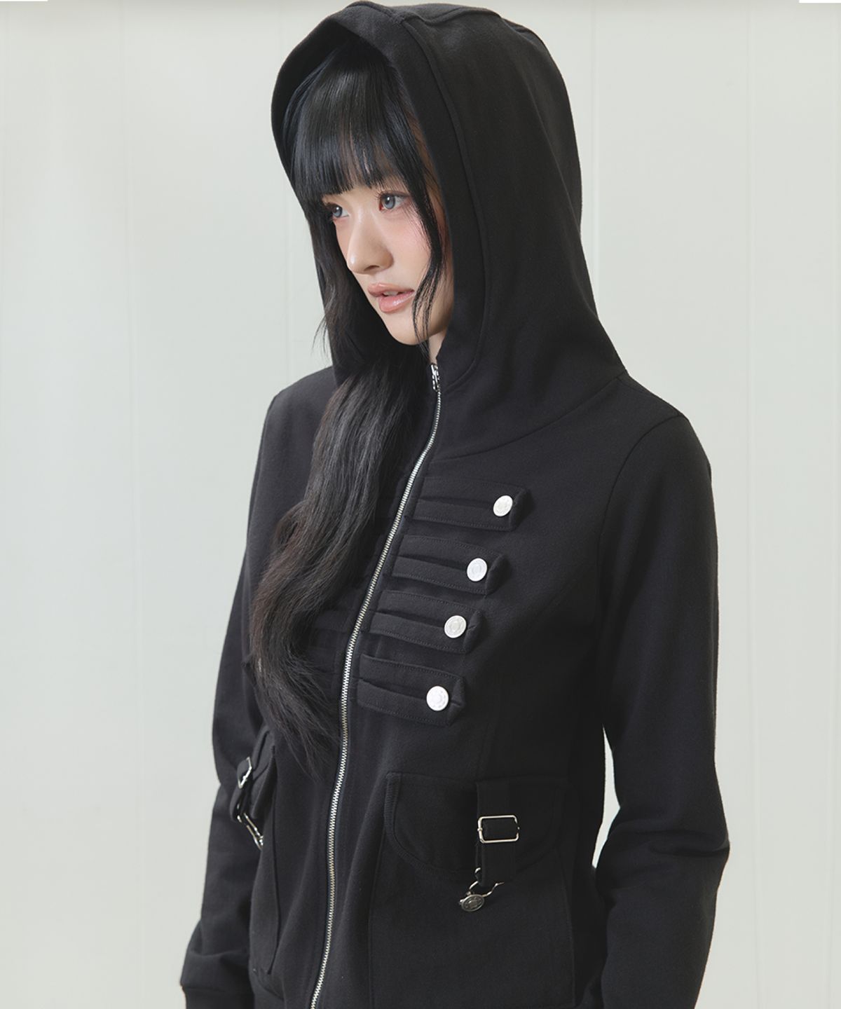 러브이즈트루(LUVISTRUE) EL PIRATE HOOD ZIP UP(BLACK)