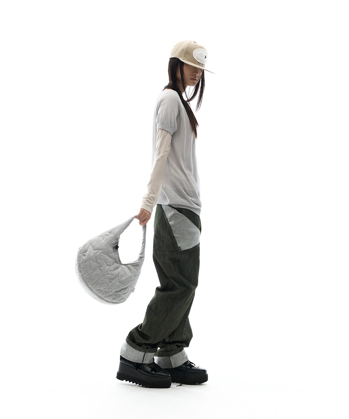 오호스(OJOS) Starquilt padded Hobo Bag / Grey